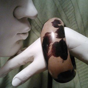 70's wooden animal print bangle bracelet